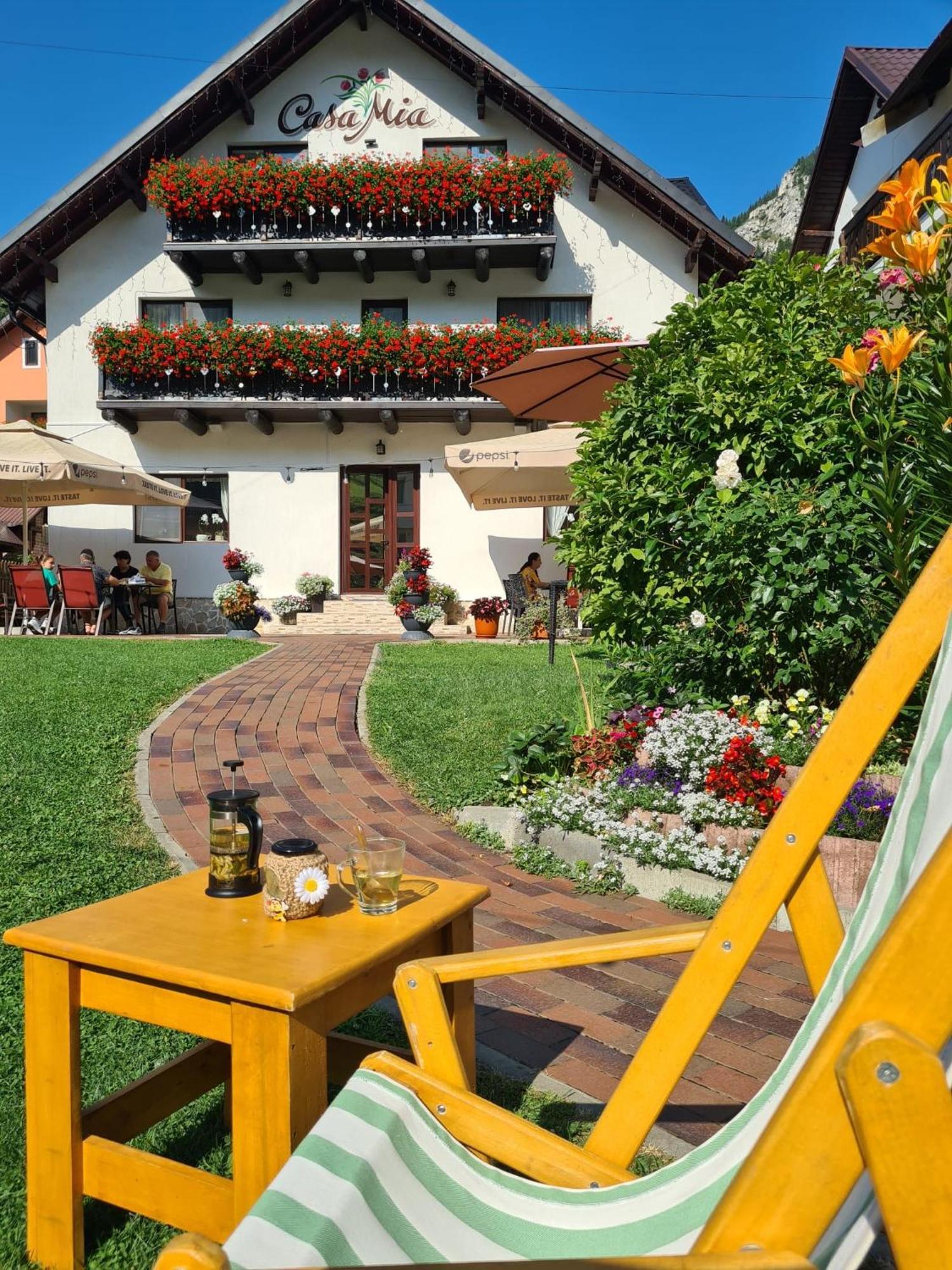 Hotel Casa Mia Moeciu De Sus Exterior foto
